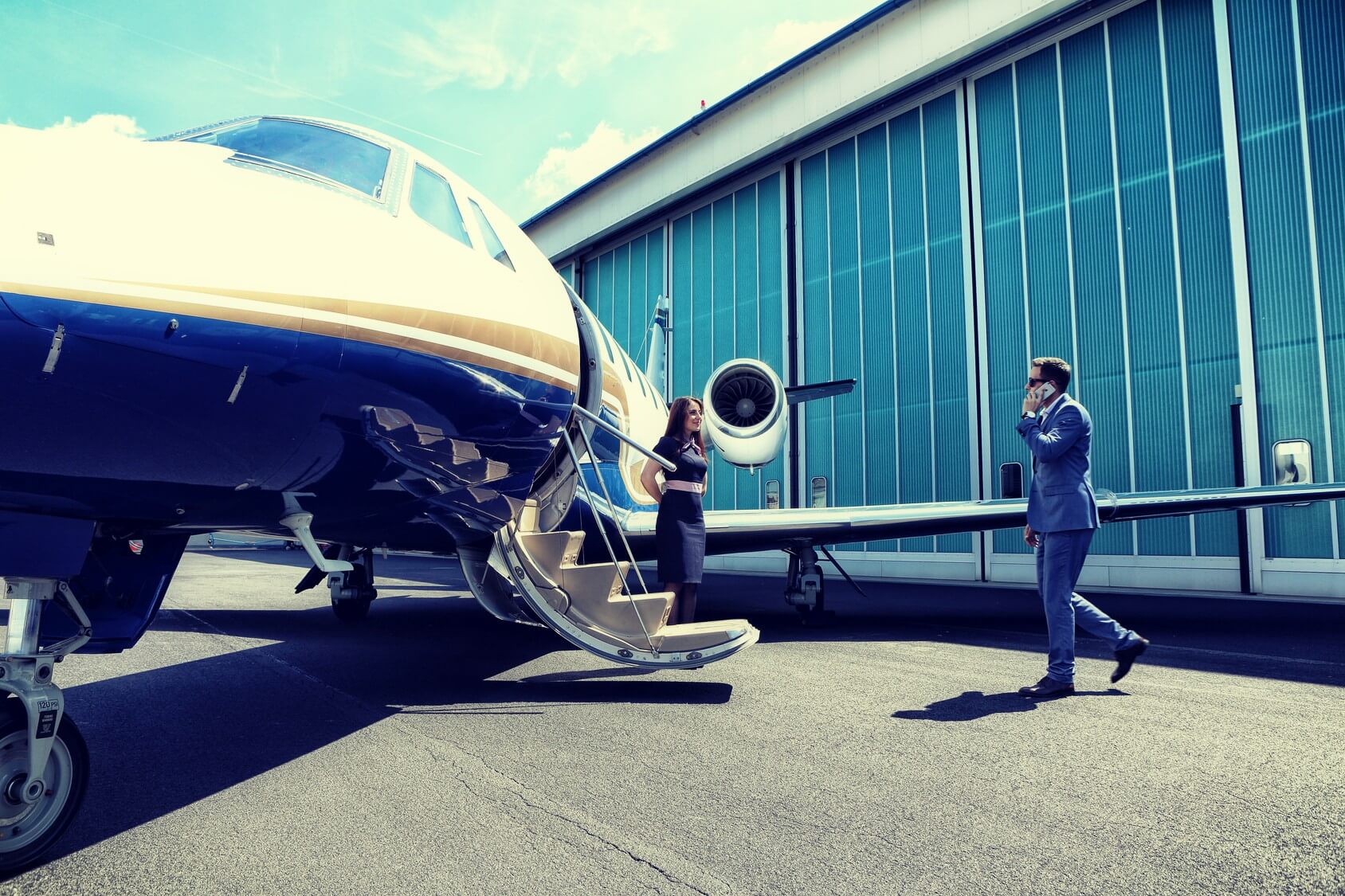 Geneva business travel - private jet charter - AssistAnt