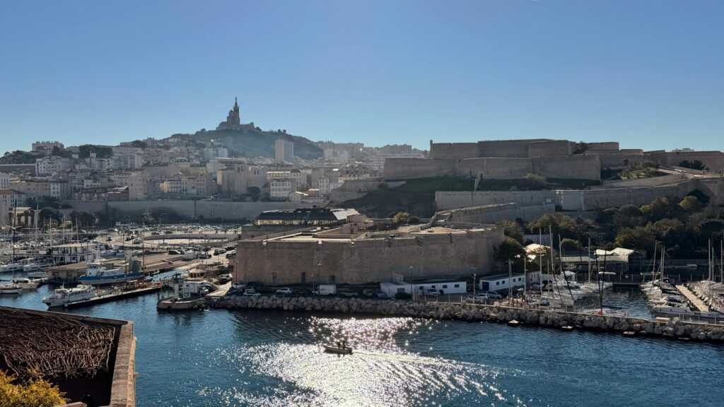 More services in Marseille