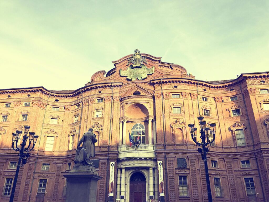More services in Turin